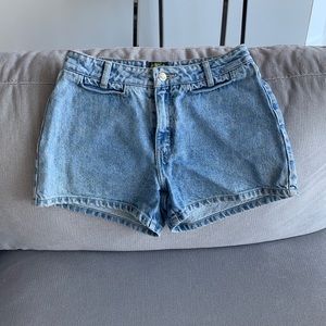 Women’s jean shorts